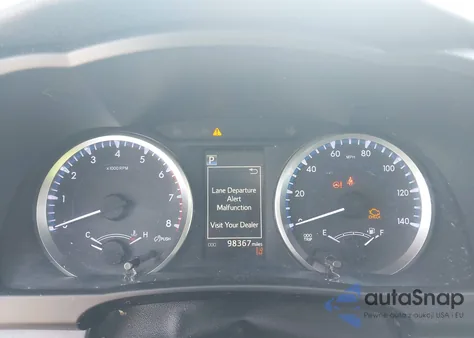 2018 Toyota Highlander Le z USA, uszkodzony, nr VIN 5TDZARFH9JS034538